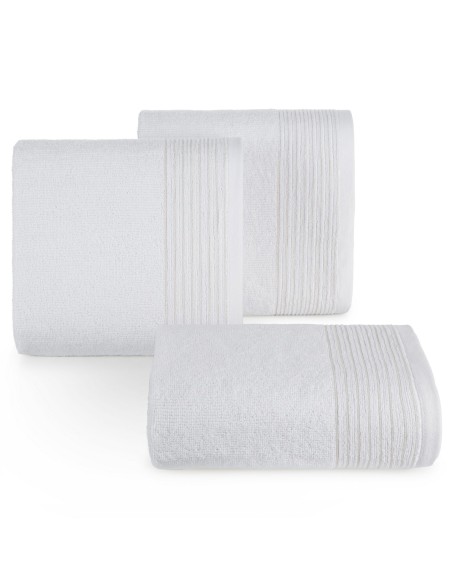 RĘCZNIK LARI (01) 30 X 50 CM BIAŁY