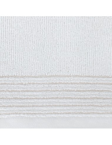 RĘCZNIK LARI (01) 30 X 50 CM BIAŁY