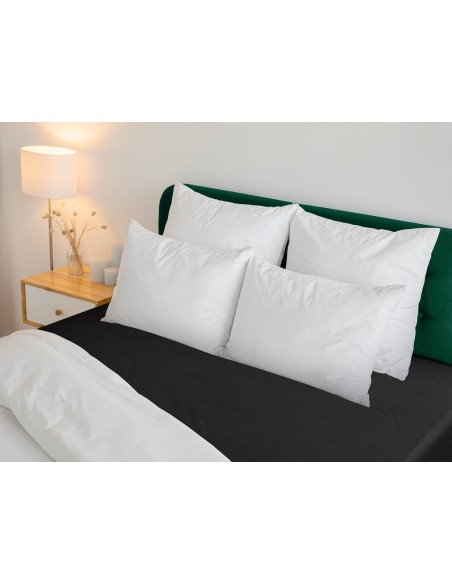 PRZEŚCIERADŁO Z GUMKĄ BASIC 180 X 200 X 30 CM CZARNY