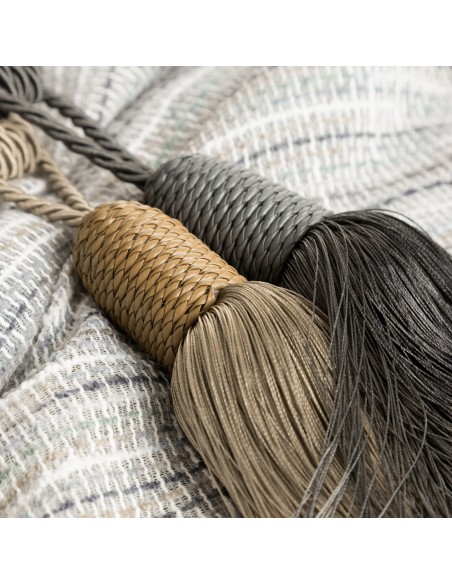 SZNUR DEKORACYJNY LARA 70 X 33 CM SZARY