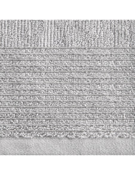 RĘCZNIK LARI (10) 50 X 90 CM JASNOSREBRNY