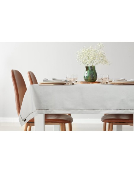 OBRUS EMILY 145 X 240 CM BIAŁY